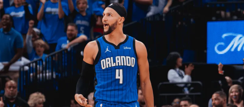 九游体育app-萨格斯VS太阳：20+8+7+4抢断贡献全面表现